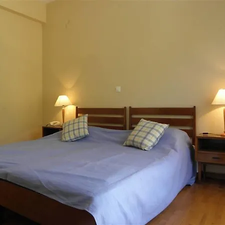 Ξενοδοχείο Theoxenia Λουτράκι