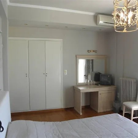 Hotel Theoxenia Loutraki (Corinthia)