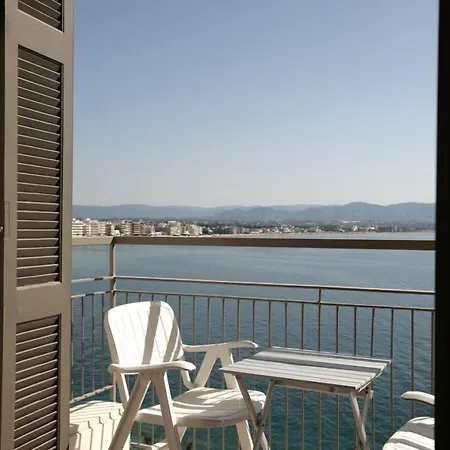 Ξενοδοχείο Theoxenia