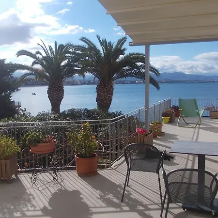 Hotel Theoxenia