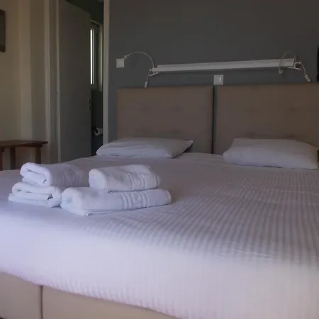 Theoxenia Hotel
