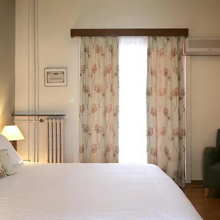 Theoxenia Ξενοδοχείο Λουτράκι