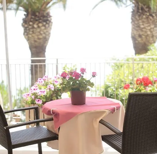 Theoxenia 3* Λουτράκι