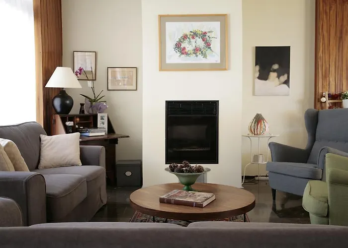 Theoxenia לוטראקי